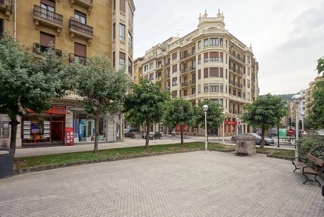 Always Easy I Usandizaga Apartment San Sebastian Spain